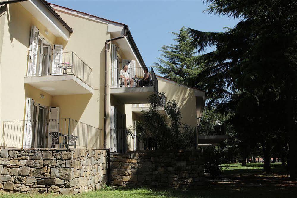 Villa Balcony Or Terrace - Hotel & Resort Adria Ankaran Exteriér fotografie